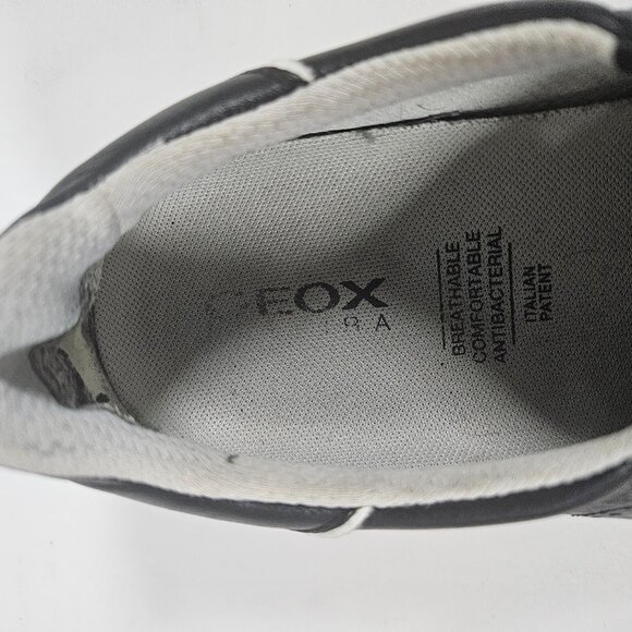 Geox Respira Men's Size 10  Black Lace-up Walking Sneakers Shoes - Picture 6 of 7